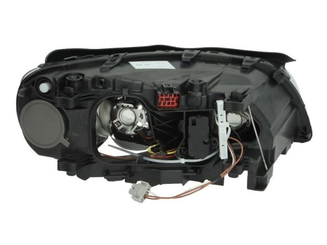 Volvo S80, V70, XC70 utángyártott új bal első fényszóró H7/H9 króm h. (motorral) TYC