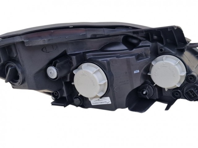 Kia Ceed I. 2006-2009 utángyártott új bal első fényszóró H1/H7  (motoros) DEPO