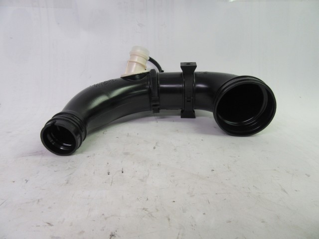 Alfa Romeo MiTo, Fiat Grande Punto, Fiat Linea utángyártott új levegőcső, légtömegmérőből a turbóba 51793177