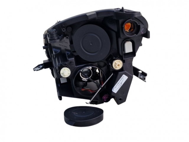 Alfa Romeo MiTo utángyártott új, jobb első fényszóró ( Depo ) 50508590