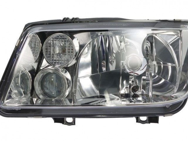 Volkswagen Bora 1998.11.01-2005.12.31 utángyártott új bal első fényszóró H4/DE-H3 TYC
