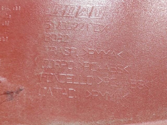 217338 Fiat Stilo 2003-2007 5 ajtós, jobb hátsó lámpa 51735221 Izzó foglalat nélkül!!!!