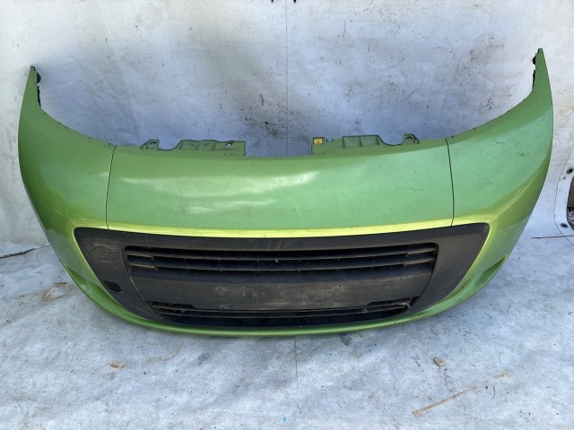 216238 Fiat Fiorino, Qubo 2007-2016 első lökhárító, a képen látható sérüléssel
