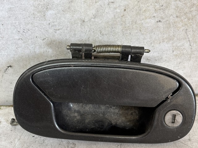 Fiat Doblo II. 2005-2009 2005-2009 Kilincs használt csomagtér ajtó külső felnyíló