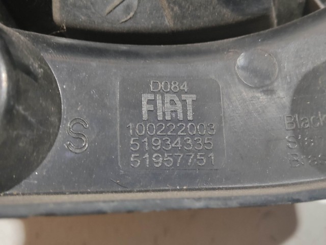 217839 Fiat Bravo 2007-2014 bal hátsó lámpa, a képen látható sérüléssel