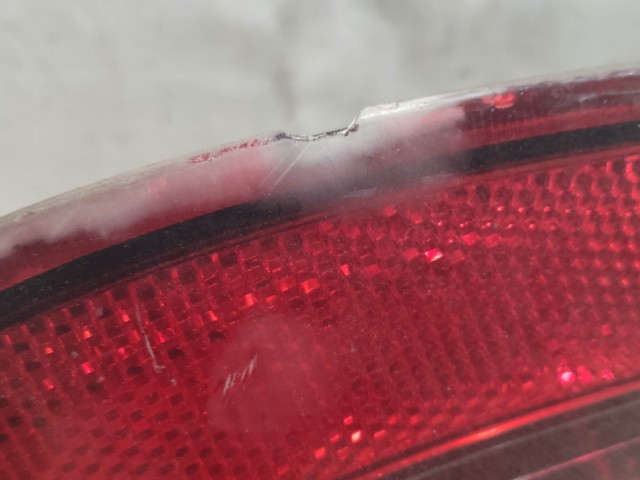 217839 Fiat Bravo 2007-2014 bal hátsó lámpa, a képen látható sérüléssel