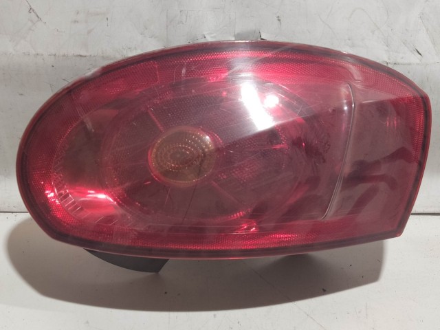 217839 Fiat Bravo 2007-2014 bal hátsó lámpa, a képen látható sérüléssel