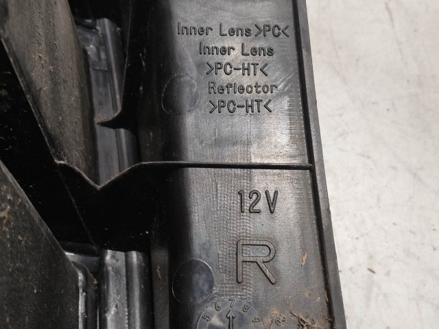 217900 Fiat Sedici, Suzuki SX4 jobb hátsó lámpa 71742458