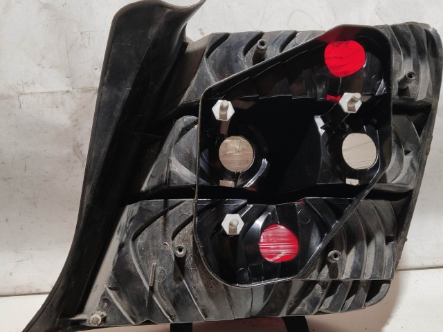 218568 Fiat Stilo 2001-2003 5 ajtós bal hátsó lámpa, izzó foglalat nélkül