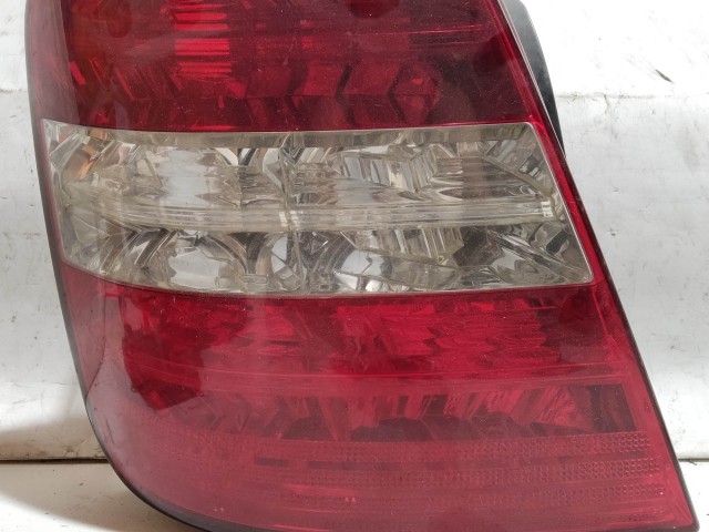 218568 Fiat Stilo 2001-2003 5 ajtós bal hátsó lámpa, izzó foglalat nélkül