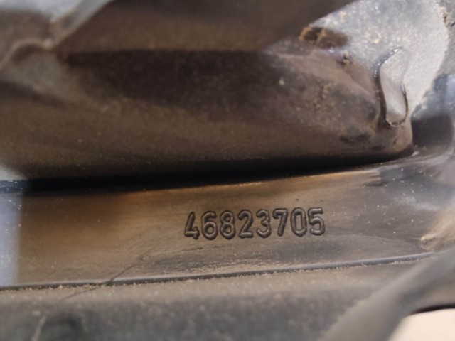 218574 Fiat Stilo 2001-2007 jobb hátsó lámpa, izzó foglalat nélkül