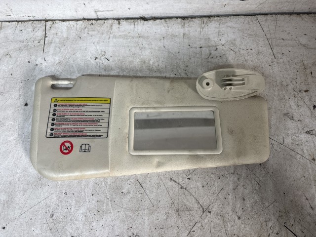 Fiat Grande Punto  2005-2009 Napellenző használt tükrös jobb