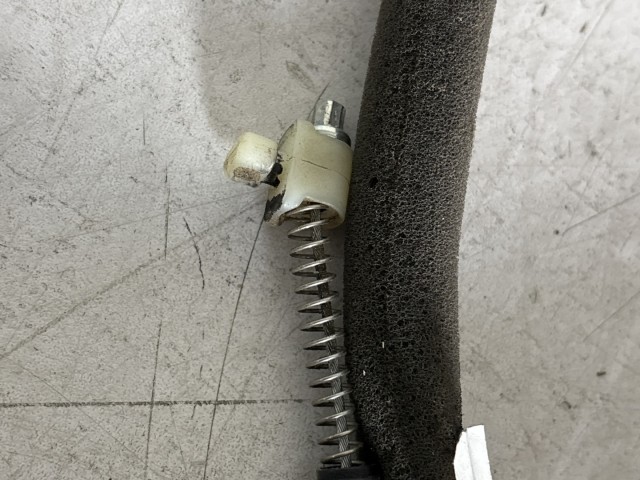 Fiat Fiorino , Qubo 2007-2024 Zár bowden használt jobb toló
