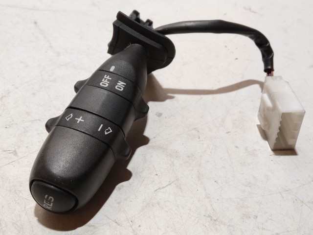 218608 Alfa Romeo 147, Gt, Fiat Stilo, Bravo, Lancia Delta tempómat kar
