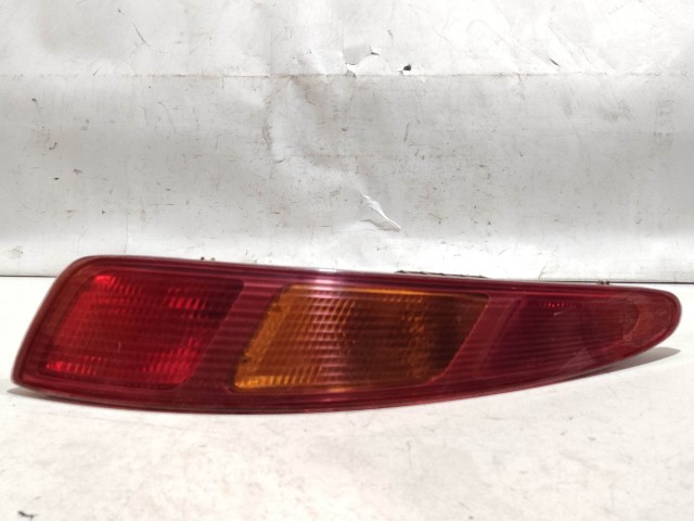 218602 Alfa Romeo GT 2003-2010 2 jobb hátsó lámpa