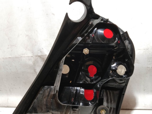 218635 Fiat Stilo 2001-2007 3 ajtós bal hátsó lámpa, izzófoglalat nélkül!!!