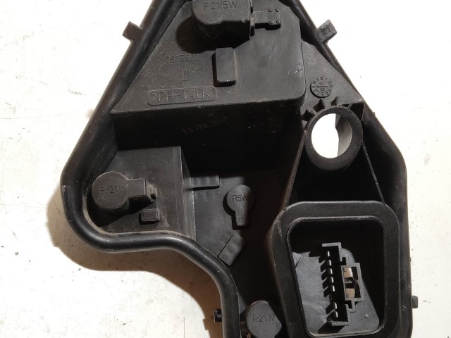 218637 Fiat Stilo Fiat Stilo 2001-2007 3 ajtós jobb hátsó Izzó foglalat 46823705