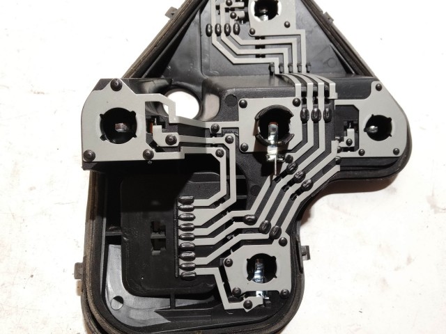 218637 Fiat Stilo Fiat Stilo 2001-2007 3 ajtós jobb hátsó Izzó foglalat 46823705