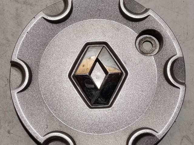 218718 Renault Megane II. alufelni közép kupak, a képen látható állapotban