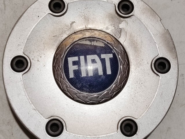 Fiat Felni közép kupak használt Kék felirat 