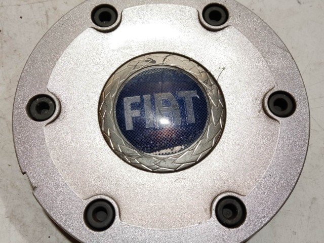 Fiat Felni közép kupak használt Kék felirat 