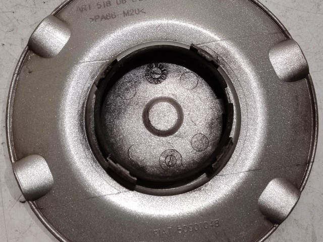 218769 Fiat Stilo 2001-2007 alufelni közép kupak, a képen látható állapotban