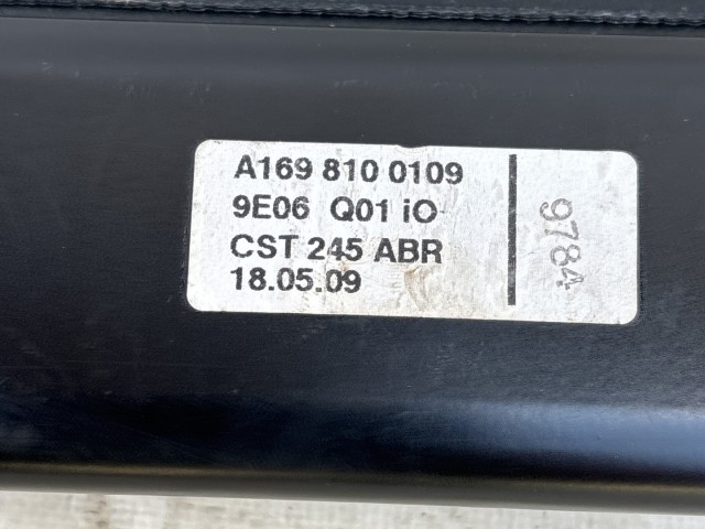 Mercedes Benz A-Class(W169) 2004-2012 kalaptartó használt  