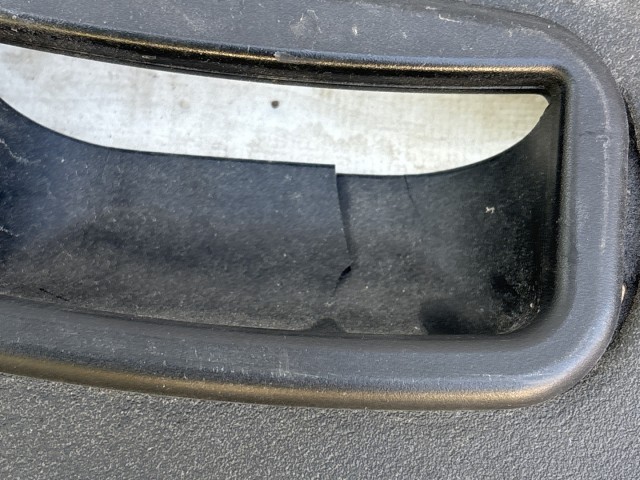 216474 Ford Mondeo 2000-2007 kalaptartó (csomagtér roló)