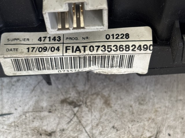 Fiat Stilo, Bravo multikormányos kormánykapcsoló 735368249