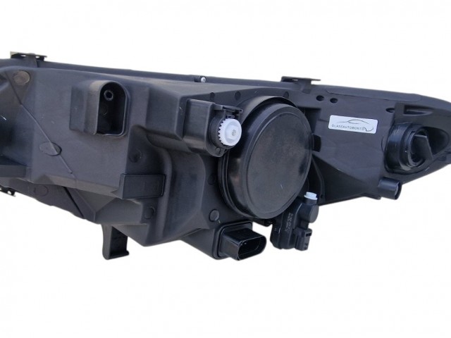 Ford Ecosport 2012 01.01.-2017.09.30 utángyártott új jobb első fényszóró H4+LED napp.fény (motorral) DEPO
