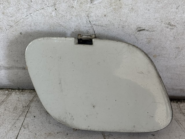 Fiat Bravo 2007-2014 2007-2014 Vonószem takaró használt fehér első 