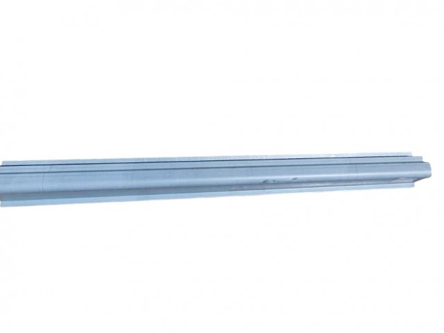 Mitsubishi Pajero 1991-1997 utángyártott új oldalfüggetlen küszöb,külső alsó rész (1200mm)