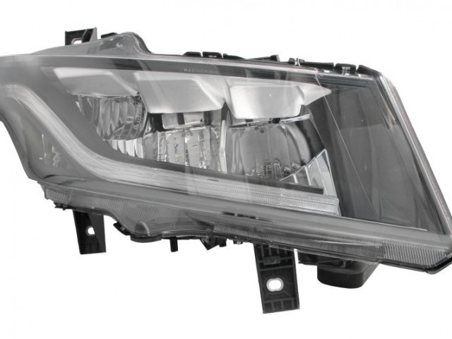 Iveco S-WAY, X-WAY utángyártott új jobb első fényszóró 