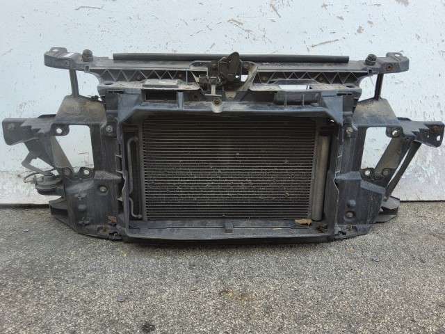 219581 Fiat Stilo 2001-2007 1,2-1,4-1,6 16v benzin homlokfal víz, klímahűtővel