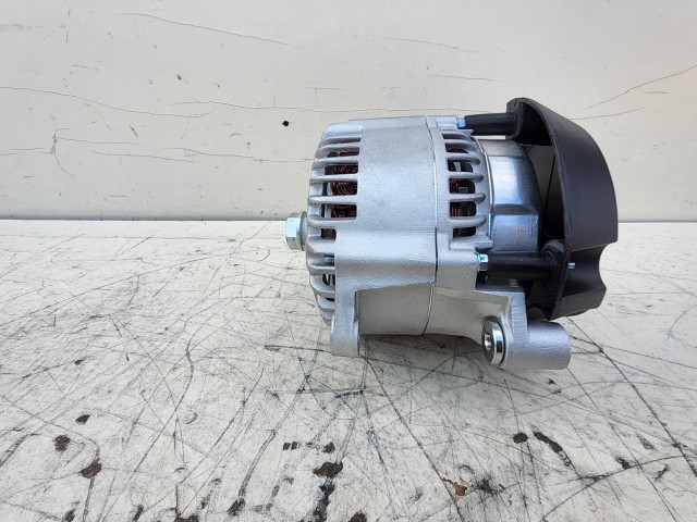 Ford Transit Conect 2002-2013  utángyártott új generátor 125A