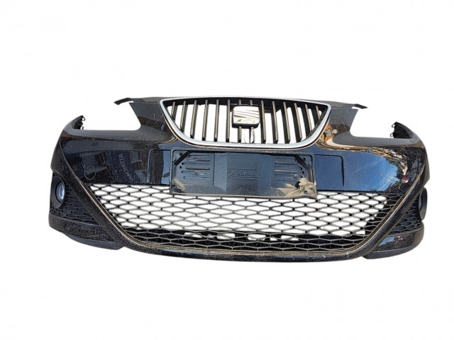 219584 Seat Ibiza 6J 2008-2012 első lökhárító, a képen látható sérüléssel