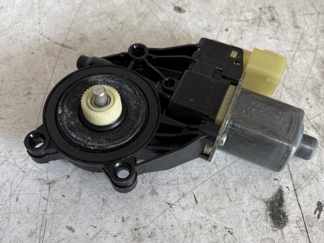 Ford Fiesta 2008-2017 2008-2017 ablakemelő motor használt Jobb első 