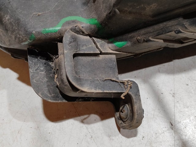 218290 Citroen C4 2004-2011 2004-2011 Lámpa, Fényszóró használt Ledes bal első, izzó foglalat nélkül, a képen látható sérüléssel