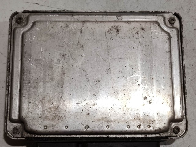 Volkswagen Polo 6N1, Seat Ibiza 6L1, Cordoba 1,4 8v benzin motorvezérlő  Bosch 0261206772 , 030906032AN