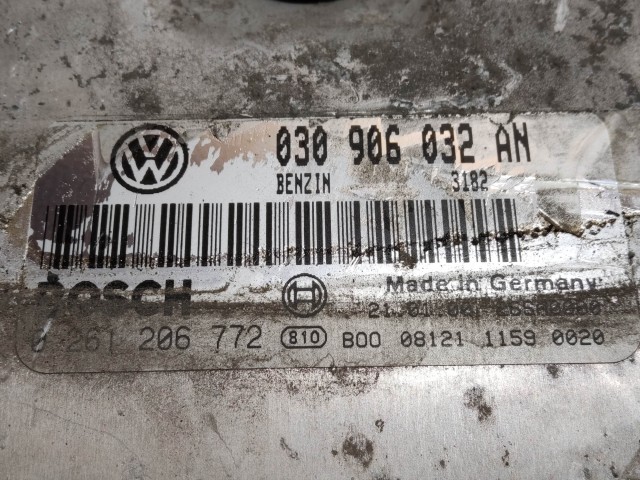 Volkswagen Polo 6N1, Seat Ibiza 6L1, Cordoba 1,4 8v benzin motorvezérlő  Bosch 0261206772 , 030906032AN