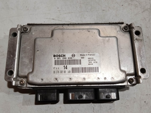 Citroen Xsara 1,6 8v Benzin motorvezérlő Bosch 9637839580 , 0261206633