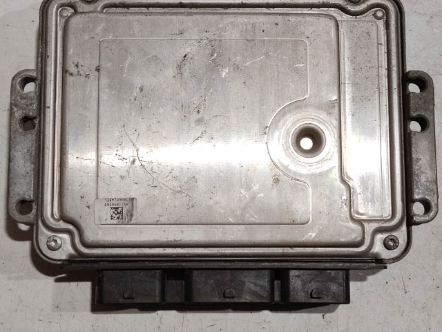 Citroen Xsara Picasso 1,6 16v Diesel motorvezérlő, Bosch 0281012466 9661135380