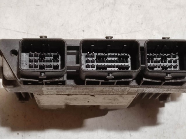Peugeot 307 2001-2008 1,6 Diesel motorvezérlő  Bosch 0281011627 , 9651128880