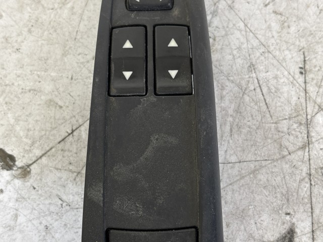 Fiat Stilo 2001-2007 ablakemelő kapcsoló  használt bal első