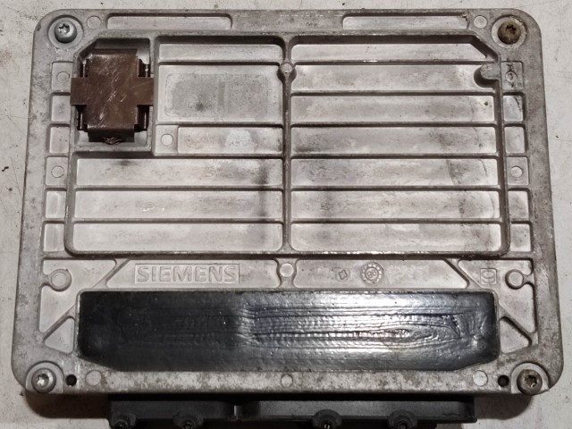 Volkswagen Golf IV. 1,6 8v Benzin motorvezérlő  Siemens 5WP437103 , 06A906019AK