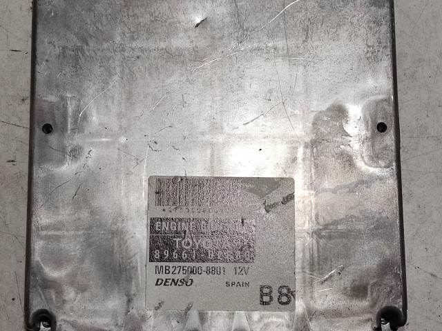 Toyota Corolla 1,6 benzin motorvezérlő Denso MB275000-8801 89661-02B80
