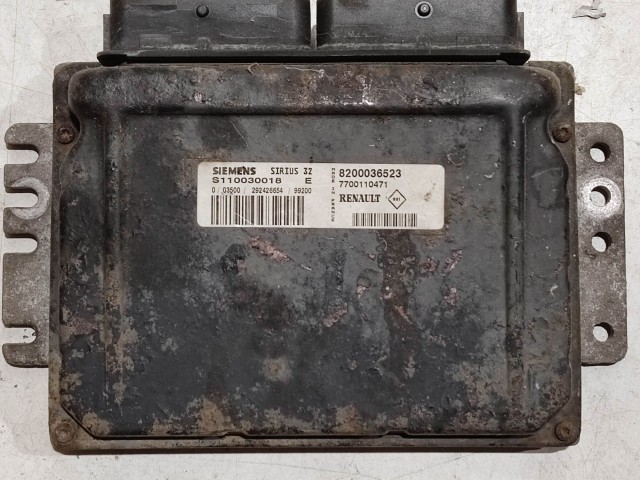 Renault Megane I. 1995-2003 1,4 Benzin motorvezérlő Siemens S110030018 8200036523