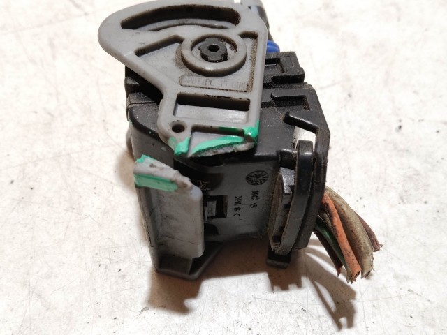 218406 Renault Megane II. 1,5 Diesel motorvezérlő elektromos csatlakozó a képen látható sérüléssel