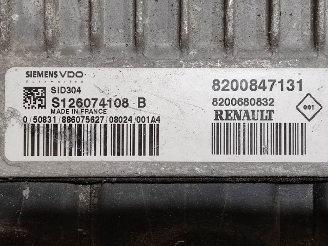 Renault Megane II., III., Clio III., Kangoo II., Modus, Nissan Note motorvezérlő  Siemens S126074108B 8200847131