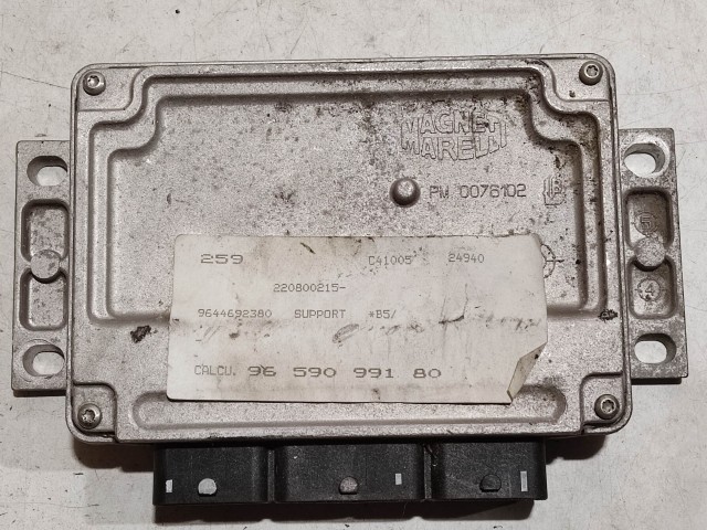 Citroen C4, Peugeot 307 1,4 16v benzin motorvezérlő Magnetti Marelli IAW6LP2.05 SW9659099180